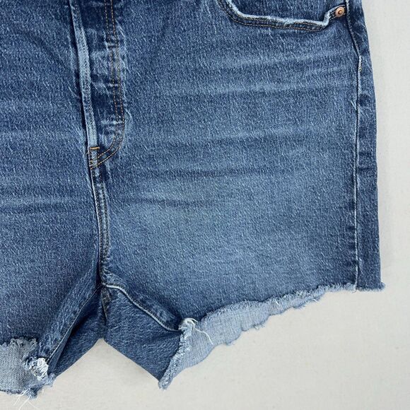 Levis Shorts Womens 20W Blue Denim Cutoff 501 High Rise Button Fly Cowgirl 90s - Picture 3 of 14